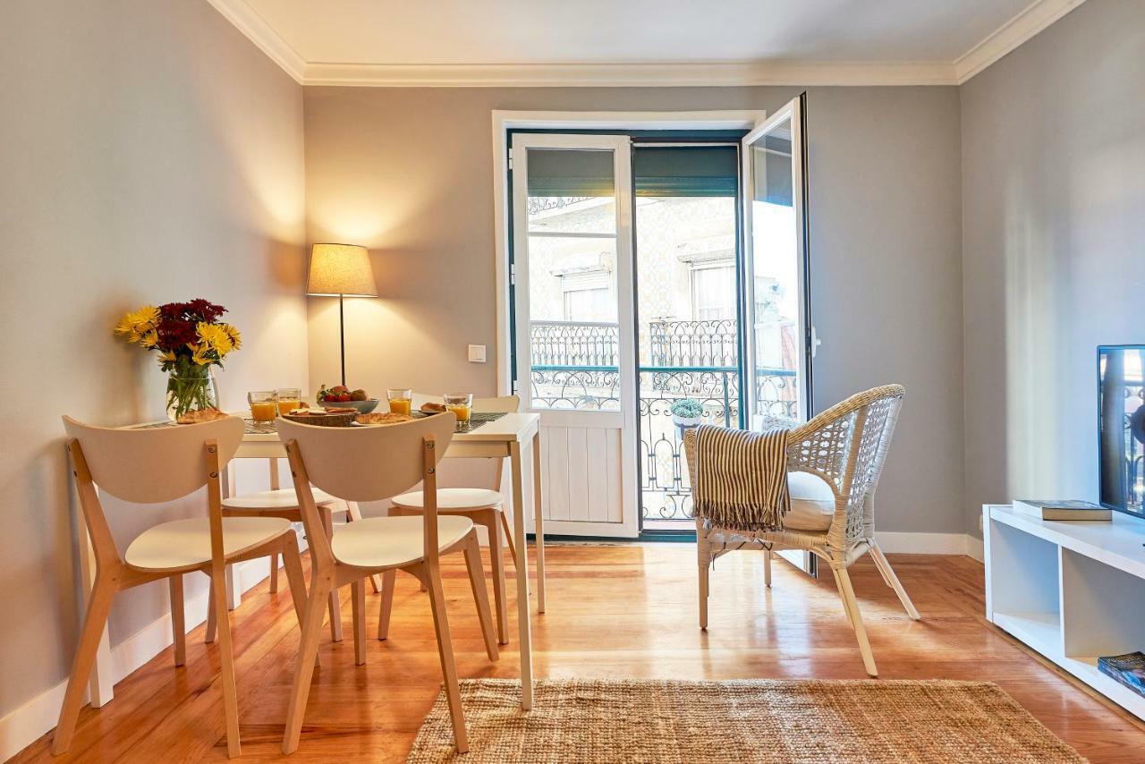 Charming Apartment In Alfama Lisbona Esterno foto
