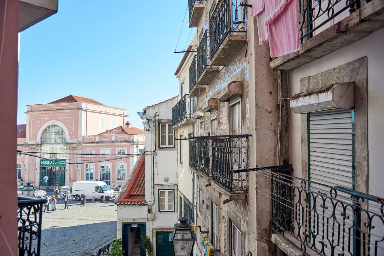 Charming Apartment In Alfama Lisbona Esterno foto