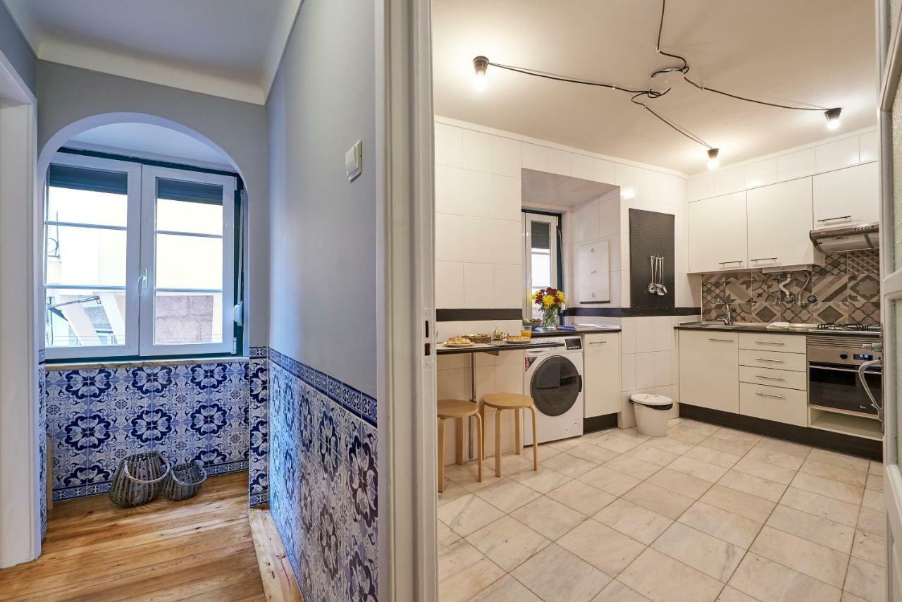 Charming Apartment In Alfama Lisbona Esterno foto